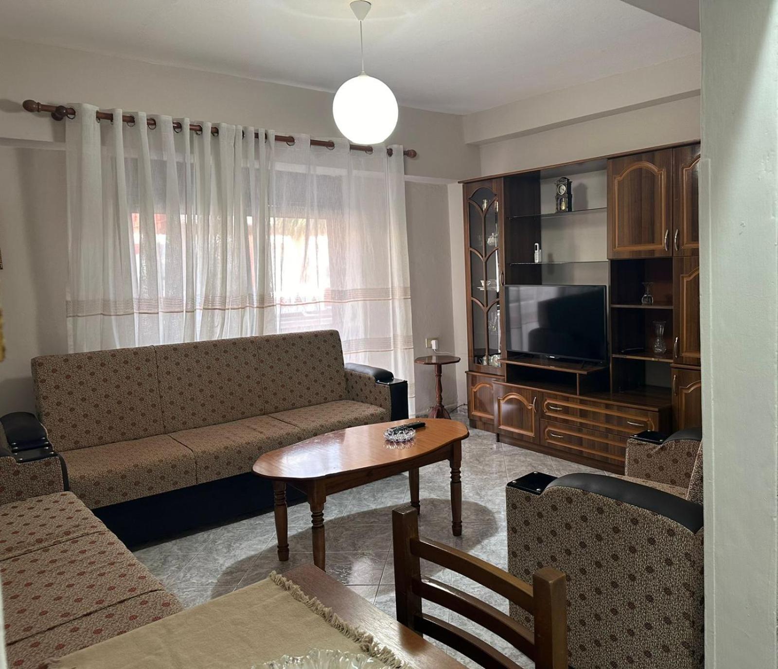 City Center Apartment Durrës Esterno foto